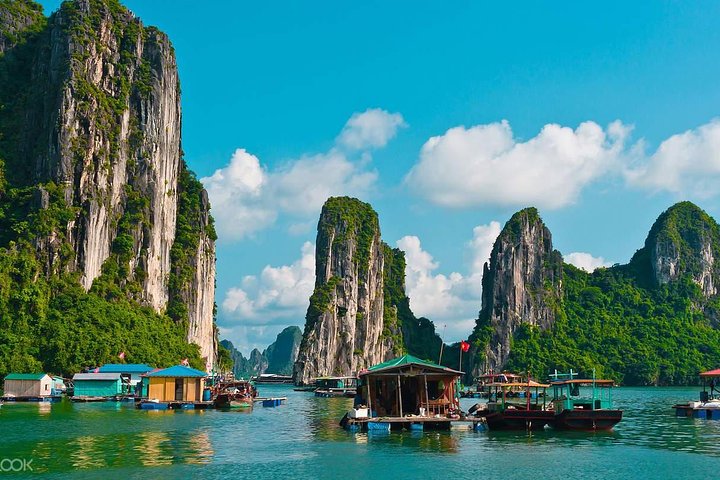 VB062: HANOI – HALONG BAY – HOA LU (4 Days/ 3 Nights)
