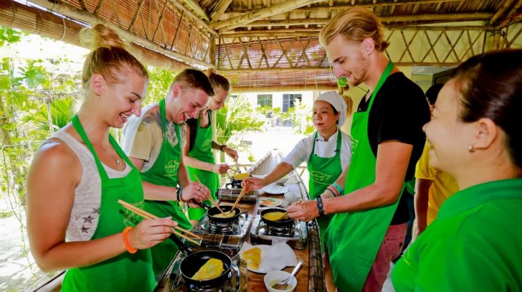 VB047: MARKET TOUR IN VIETNAM ( 4 Days/ 3 Nights)