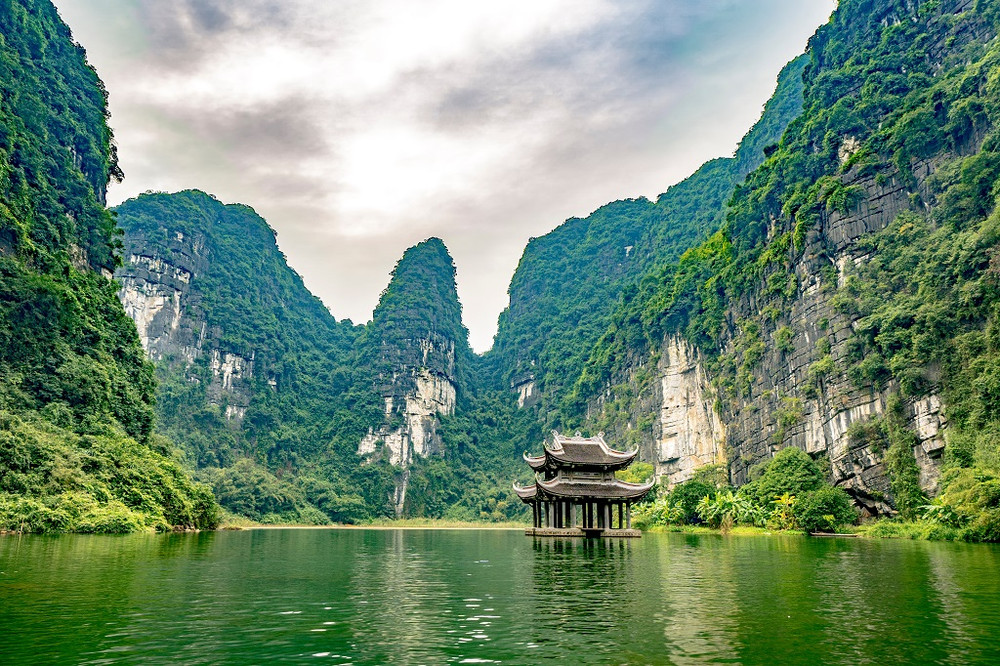 VB067: HANOI – HOALU – HALONG BAY (5 Days/ 4 Nights)